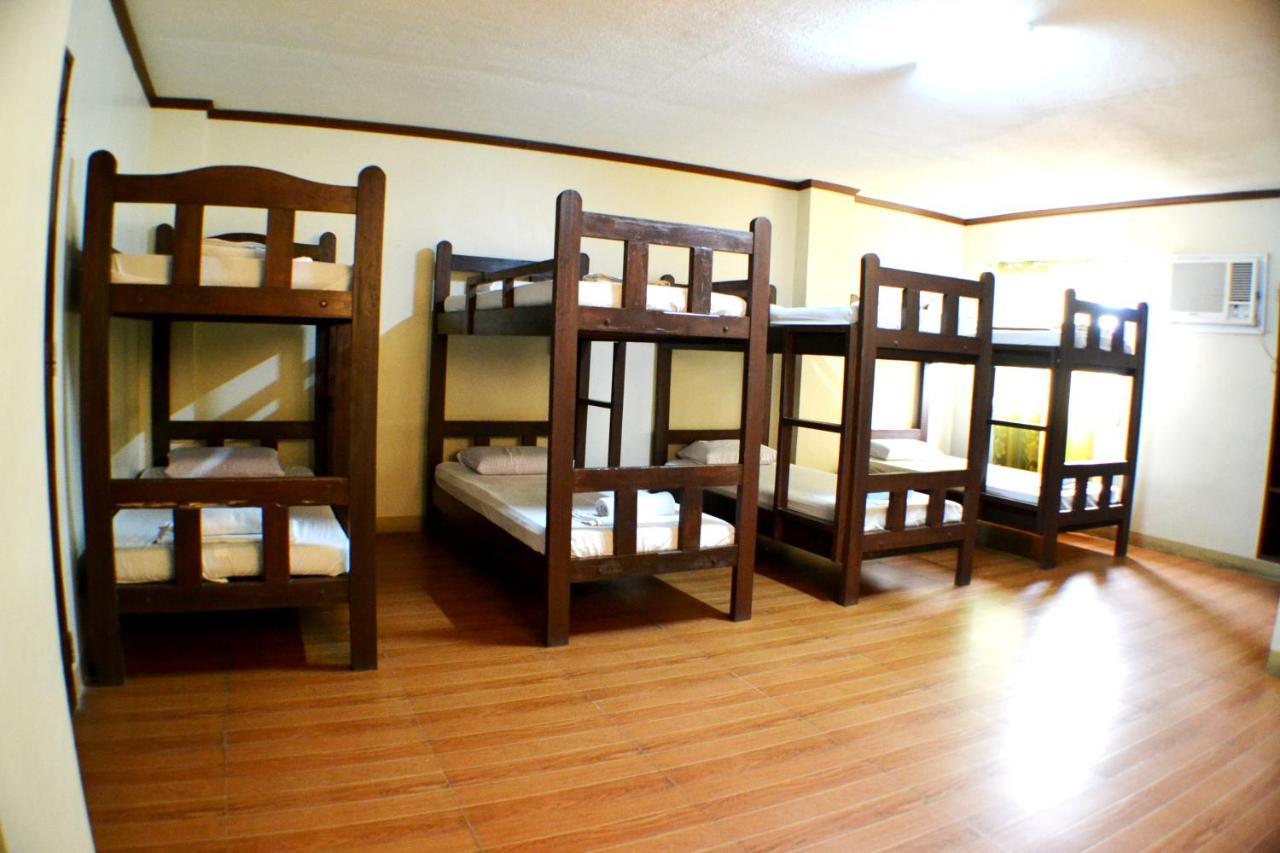 ฟูฟินา เลชเชอร์ เซ็นเตอร์ Hotel Tagum ภายนอก รูปภาพ