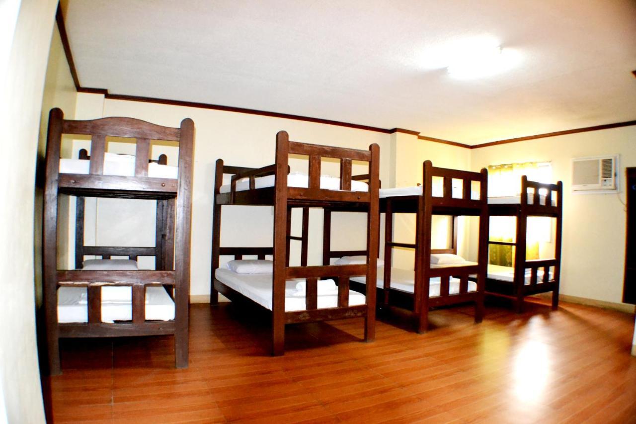 ฟูฟินา เลชเชอร์ เซ็นเตอร์ Hotel Tagum ภายนอก รูปภาพ