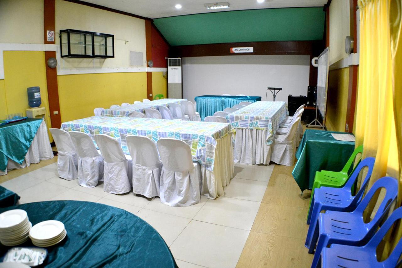 ฟูฟินา เลชเชอร์ เซ็นเตอร์ Hotel Tagum ภายนอก รูปภาพ