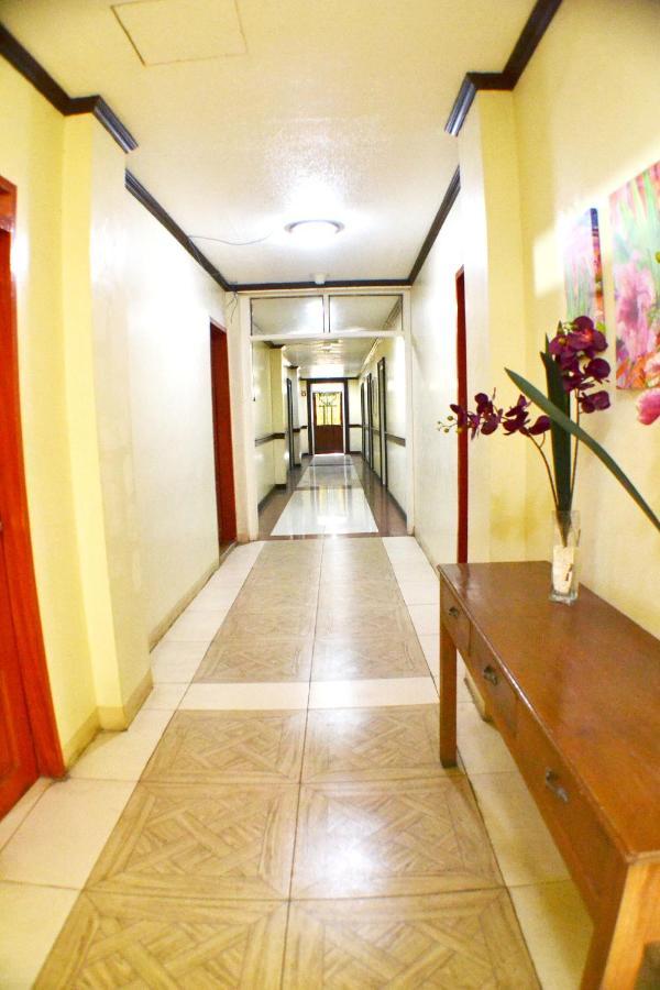 ฟูฟินา เลชเชอร์ เซ็นเตอร์ Hotel Tagum ภายนอก รูปภาพ