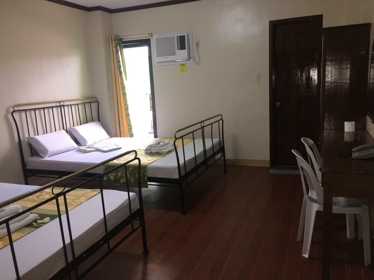 ฟูฟินา เลชเชอร์ เซ็นเตอร์ Hotel Tagum ภายนอก รูปภาพ